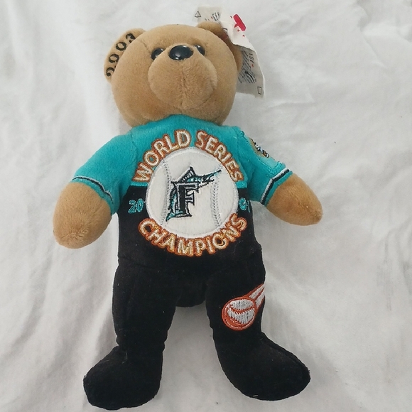 World Series Champions Teddy Bear - Picture 1 of 5